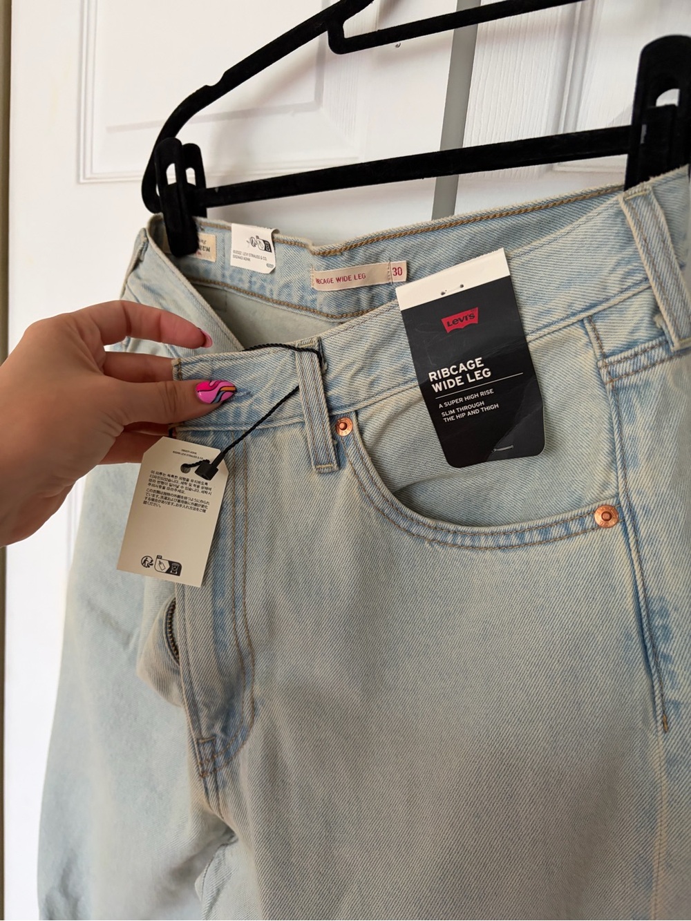 NWT Levi’s Ribcage Wide-Leg Jeans 30x34 - Picture 5 of 8